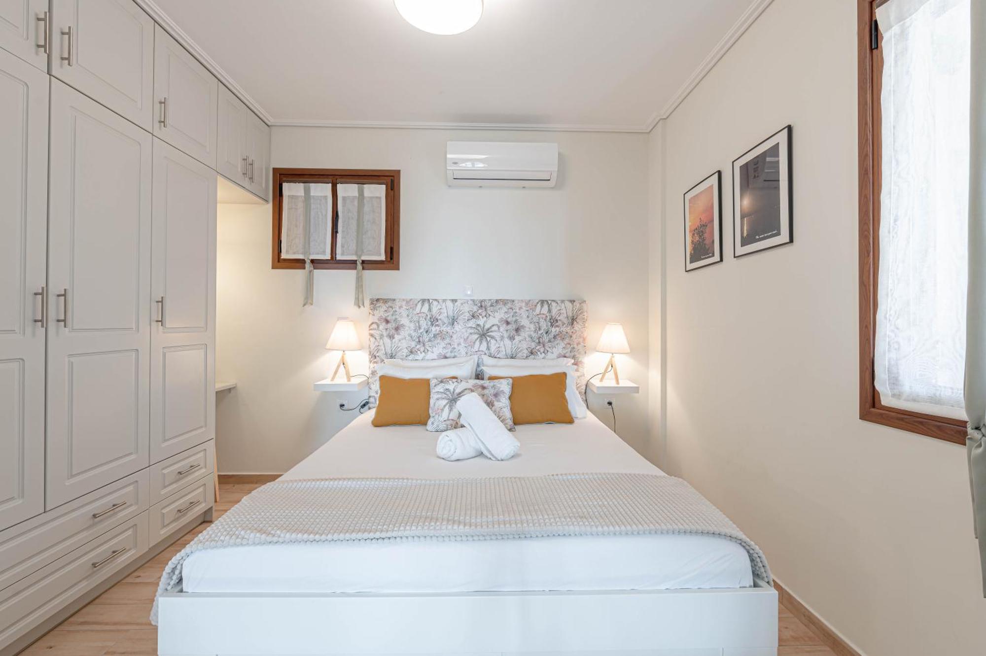 Paralio Astros Beachfront Suites زيروبيغادو المظهر الخارجي الصورة