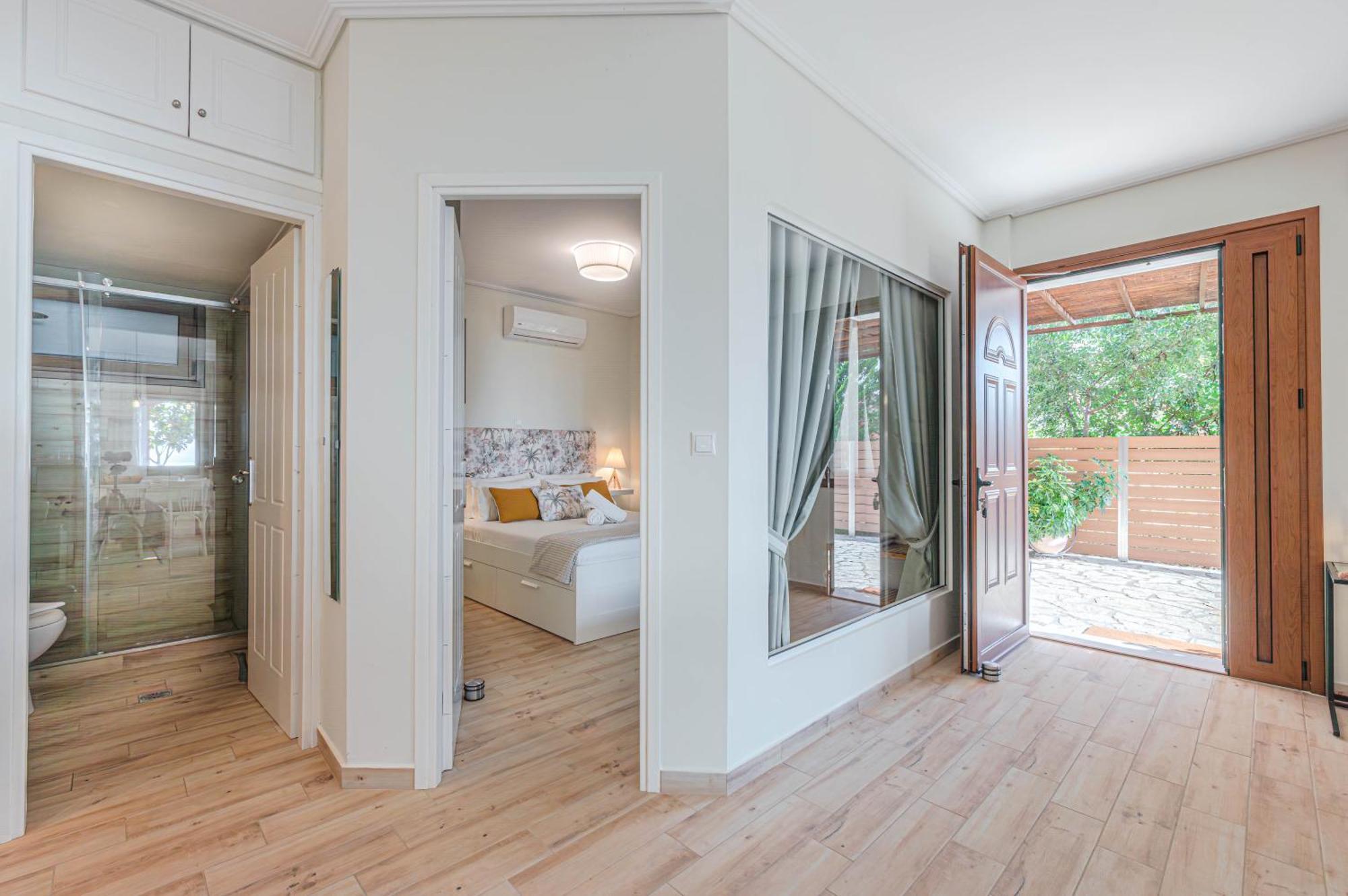 Paralio Astros Beachfront Suites زيروبيغادو المظهر الخارجي الصورة
