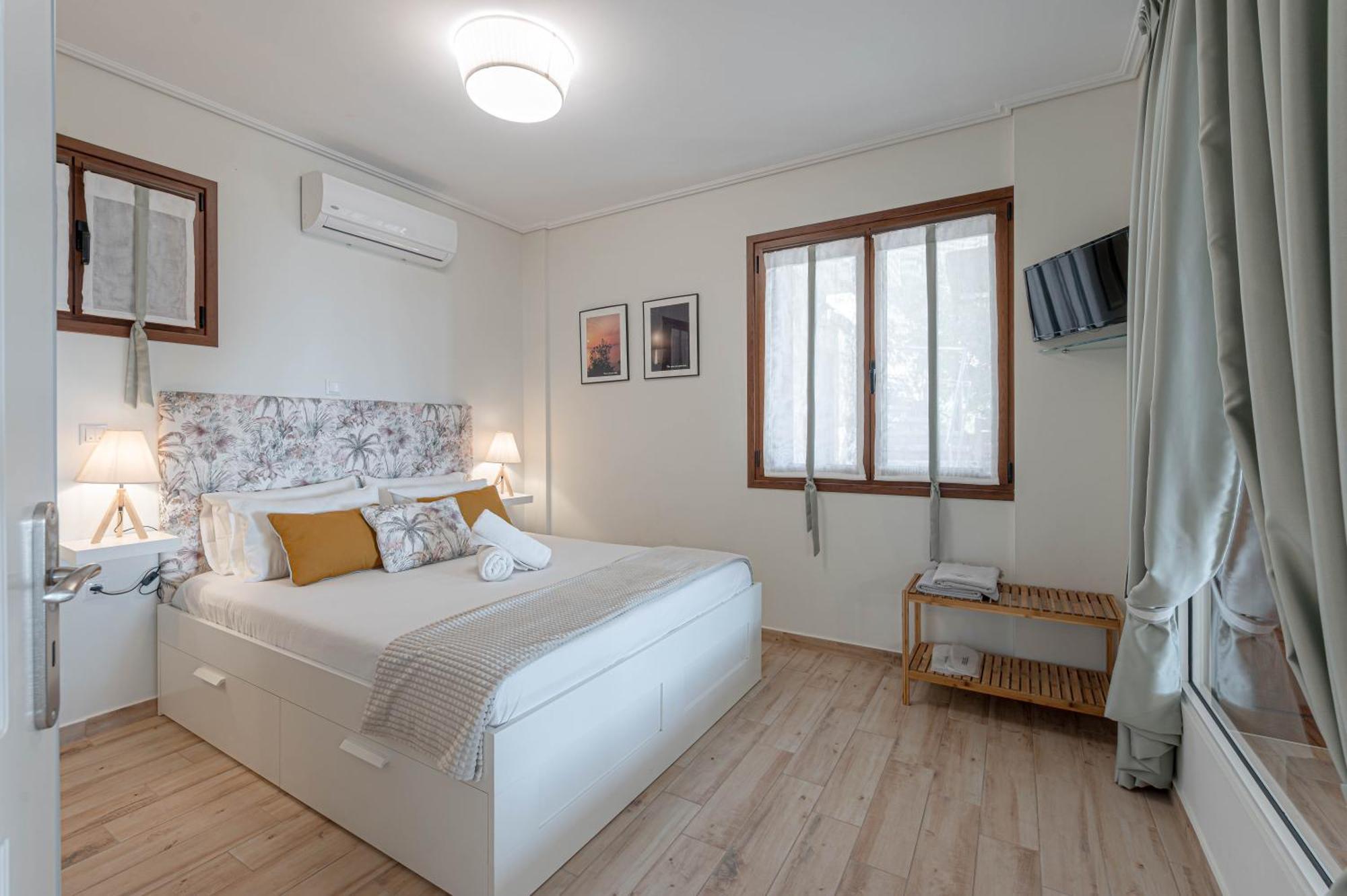 Paralio Astros Beachfront Suites زيروبيغادو المظهر الخارجي الصورة