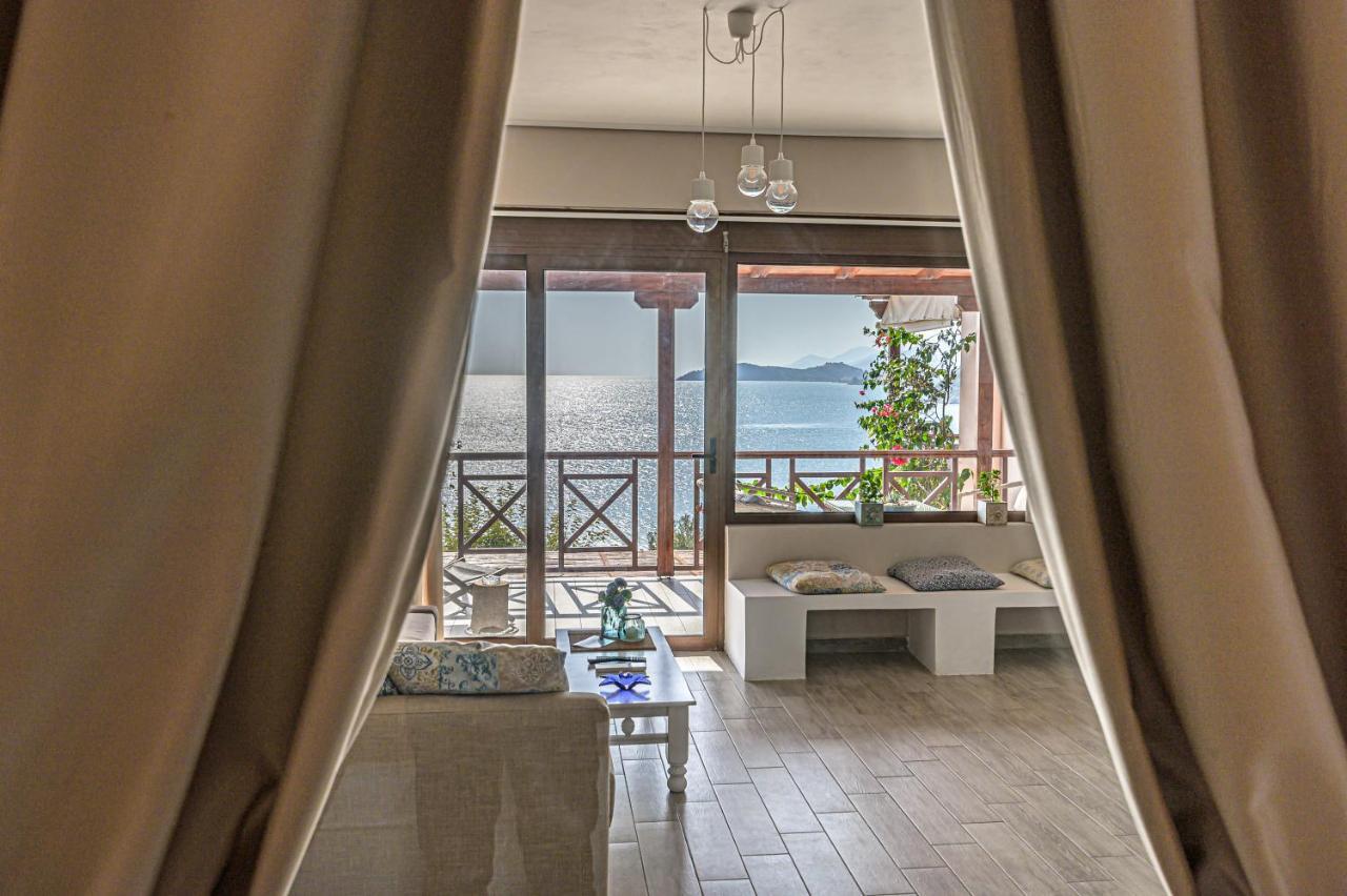 Paralio Astros Beachfront Suites زيروبيغادو المظهر الخارجي الصورة