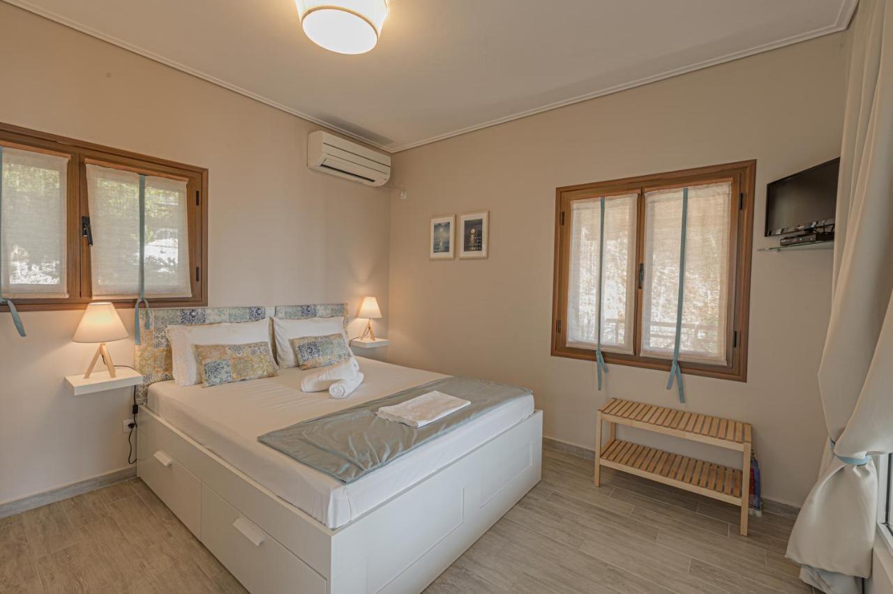 Paralio Astros Beachfront Suites زيروبيغادو المظهر الخارجي الصورة