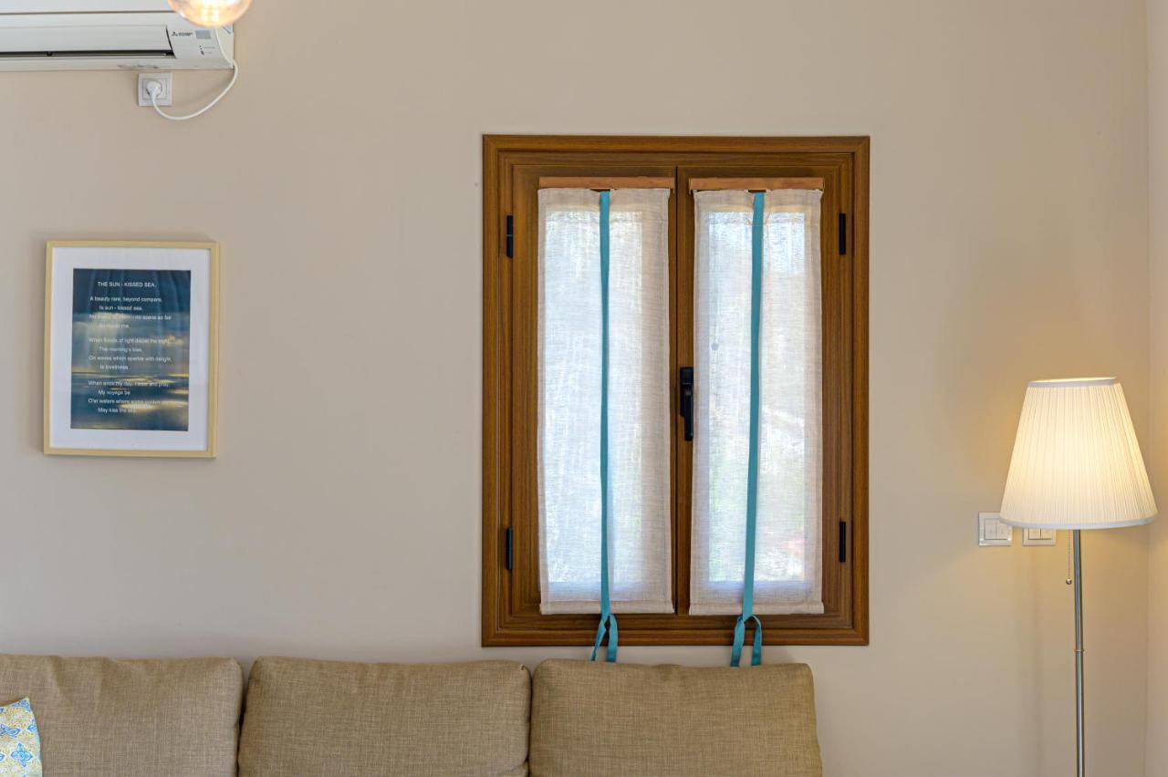 Paralio Astros Beachfront Suites زيروبيغادو المظهر الخارجي الصورة